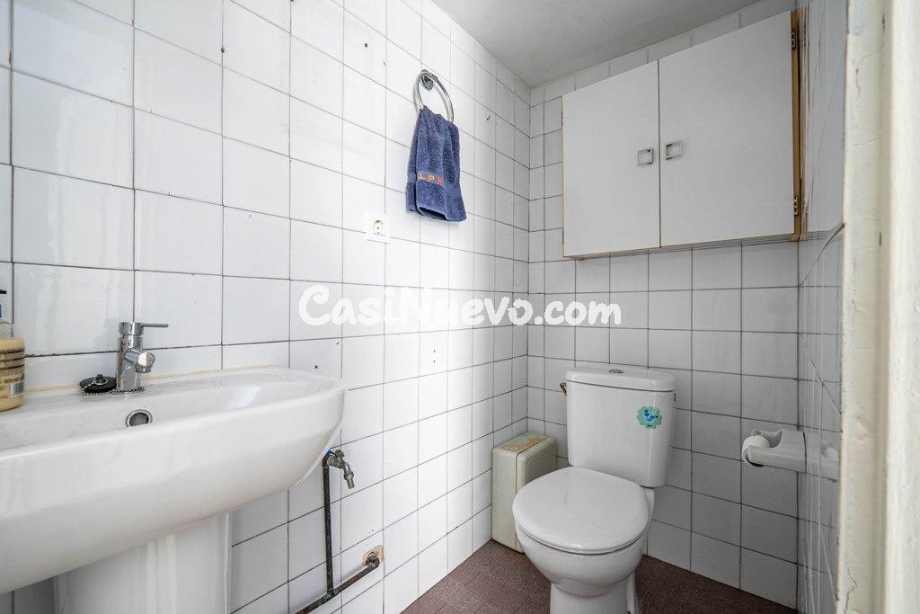 Venta de magnífico local en Avenida Doctor Olóriz - foto 16