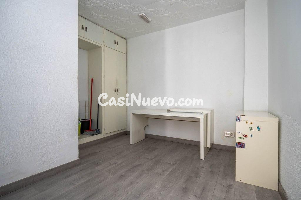 Venta de magnífico local en Avenida Doctor Olóriz - foto 17
