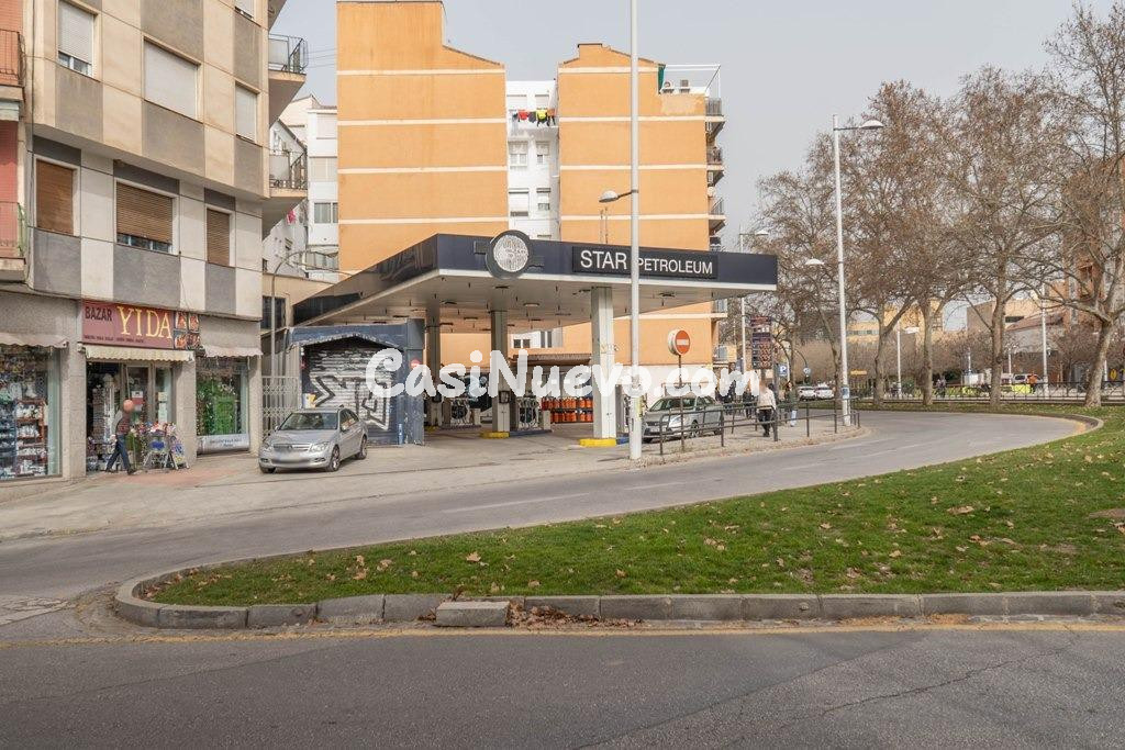 Venta de magnífico local en Avenida Doctor Olóriz - foto 33