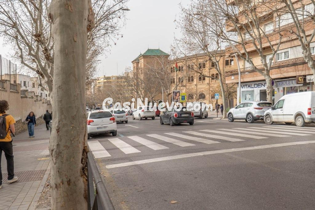 Venta de magnífico local en Avenida Doctor Olóriz - foto 34