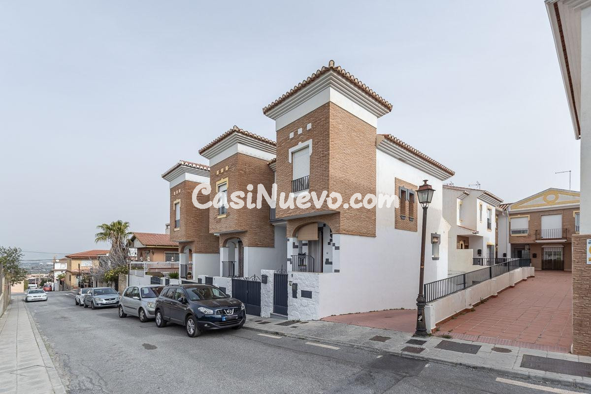 Magnífica casa unifamiliar en La Zubia, uno de los pueblos m - foto 2