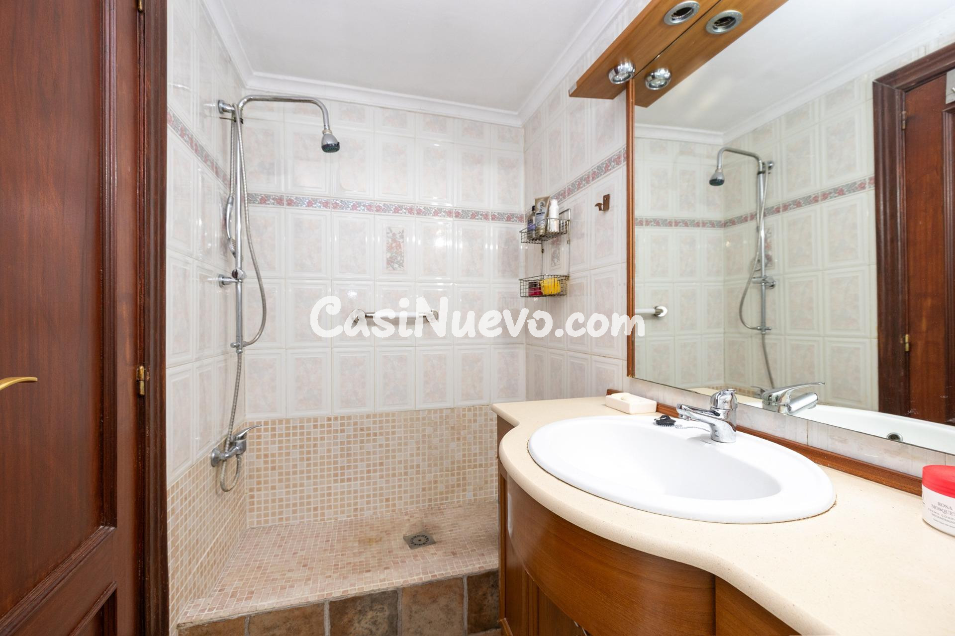 Tu próximo hogar en Calle Carmen de Icaza a 10 minutos de la - foto 20