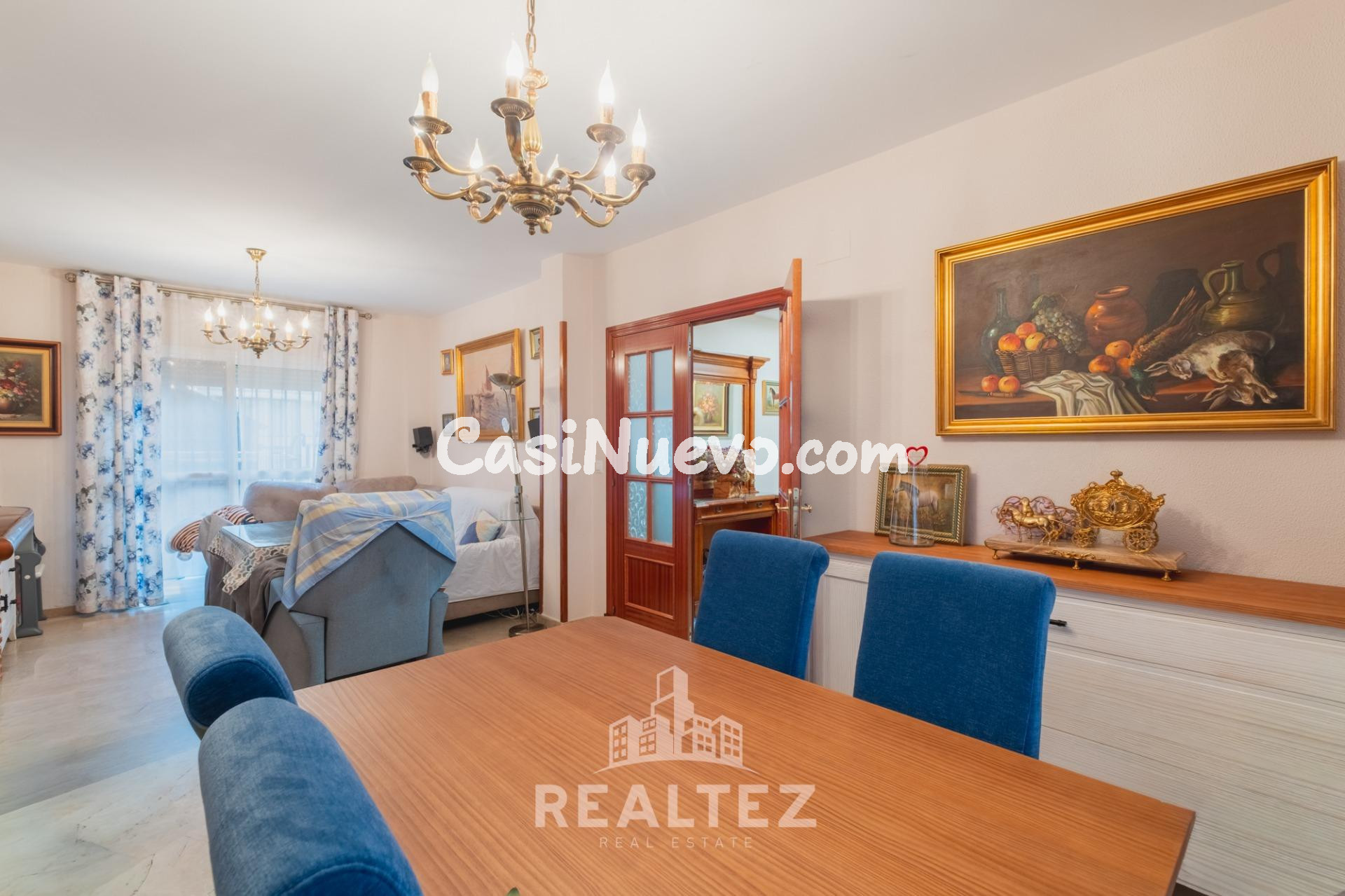 Unifamiliar de 6 dormitorios más buhardilla en Res. El Ángel - foto 5