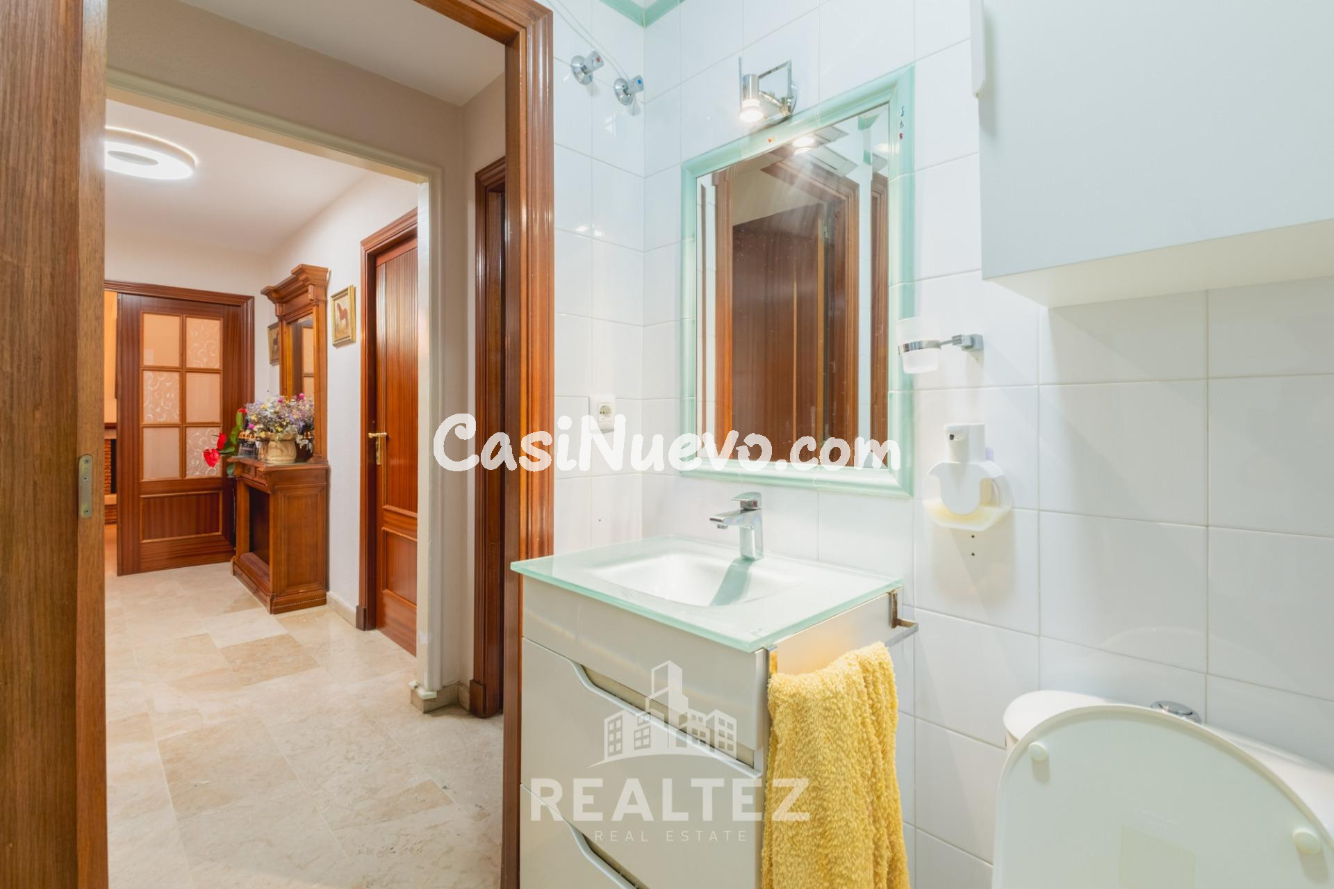 Unifamiliar de 6 dormitorios más buhardilla en Res. El Ángel - foto 9