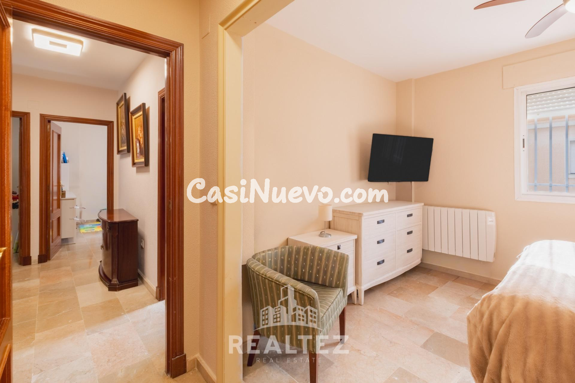 Unifamiliar de 6 dormitorios más buhardilla en Res. El Ángel - foto 22