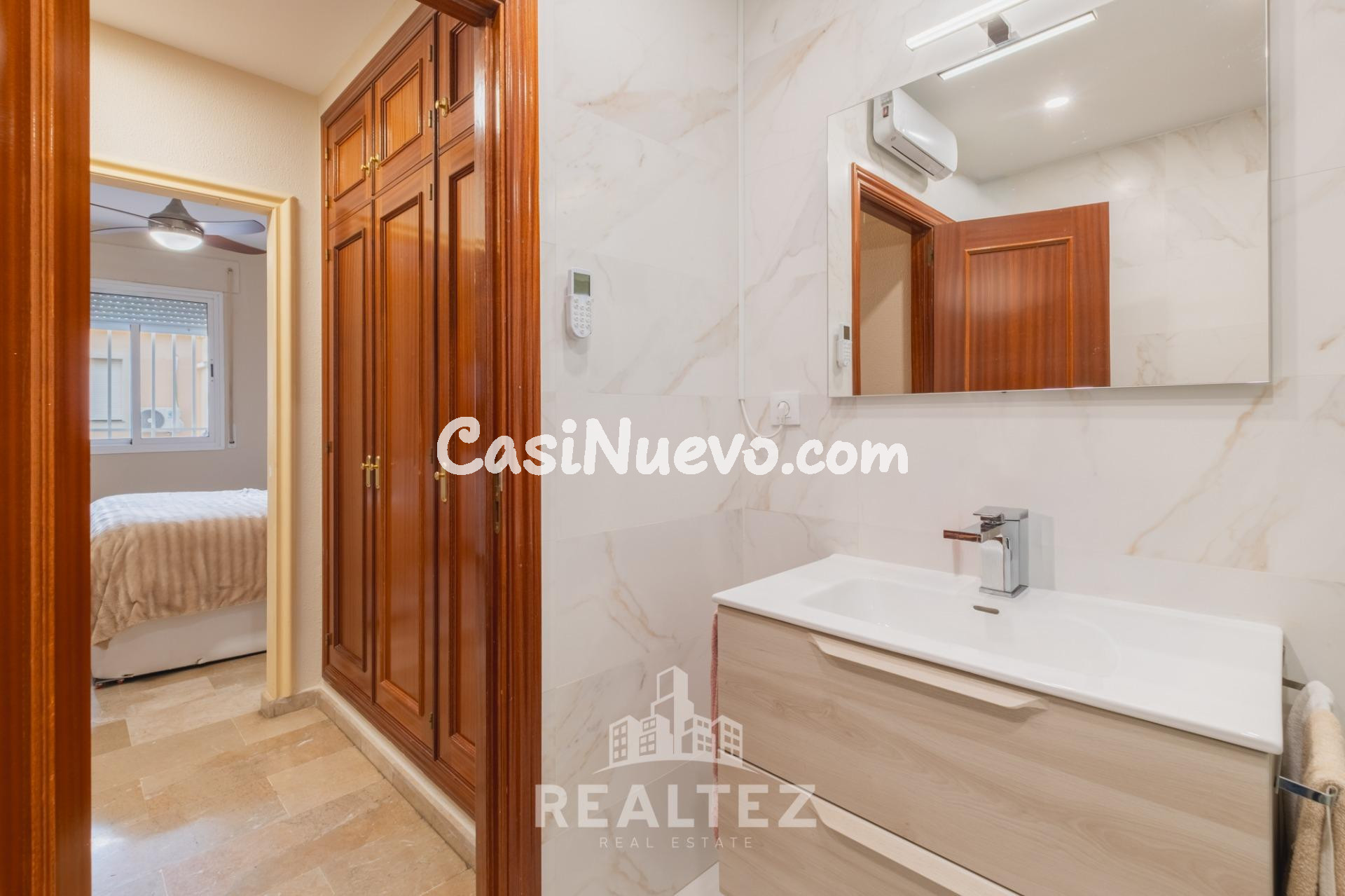 Unifamiliar de 6 dormitorios más buhardilla en Res. El Ángel - foto 27