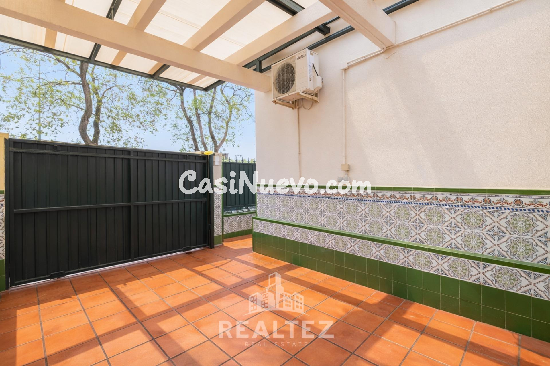 Unifamiliar de 6 dormitorios más buhardilla en Res. El Ángel - foto 37