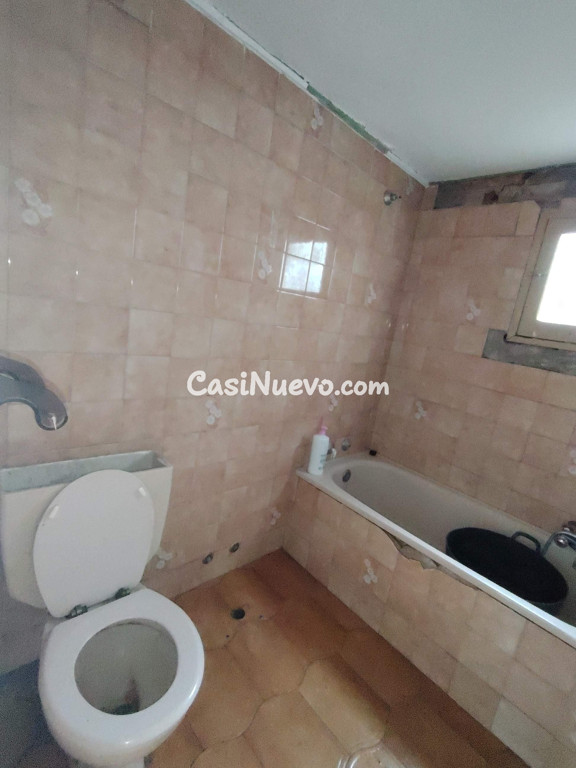 CASA ADOSADA DE PLANTA BAJA EN BRENES 178 M2 DE PARCELA - foto 13