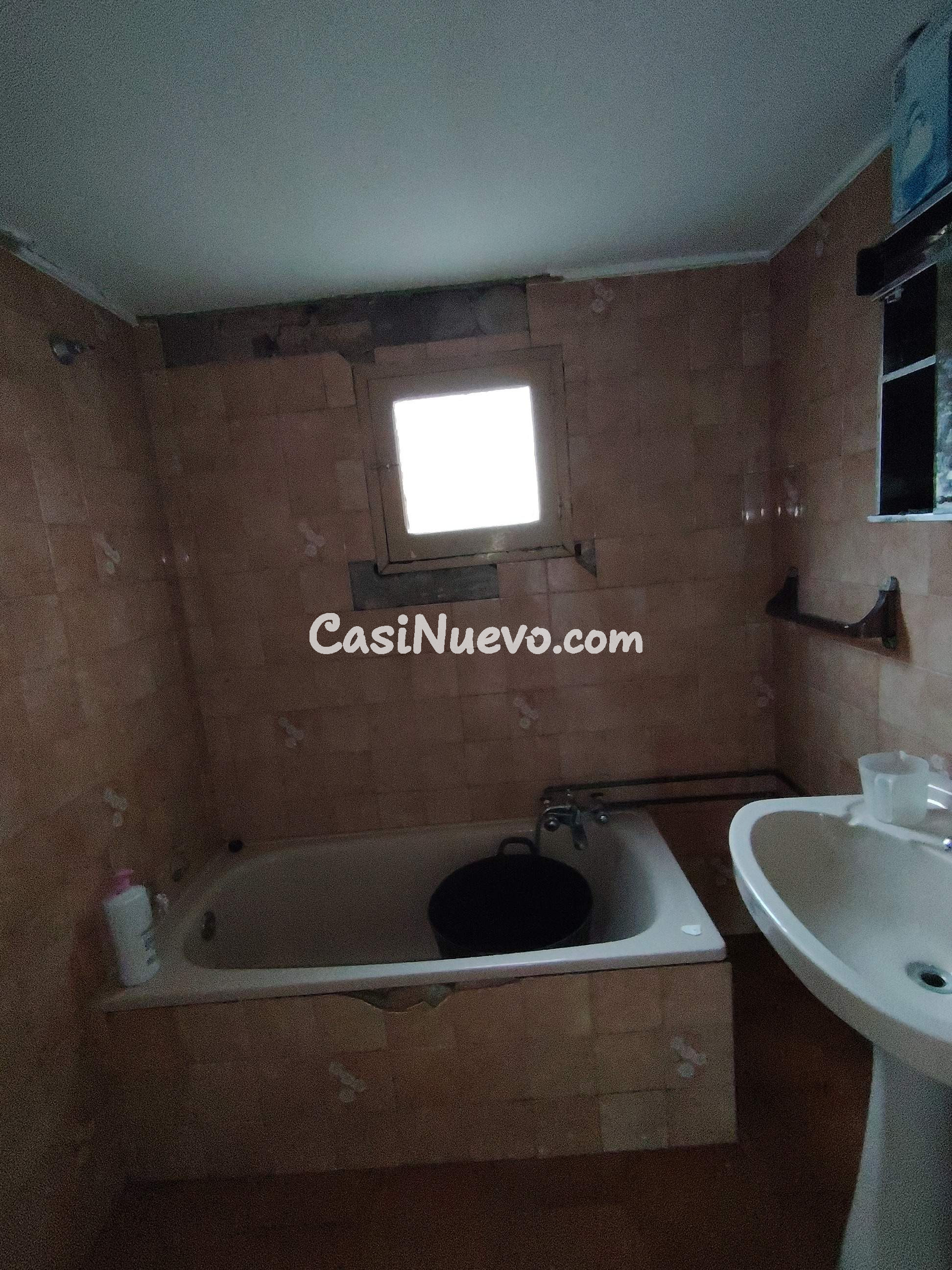 CASA ADOSADA DE PLANTA BAJA EN BRENES 178 M2 DE PARCELA - foto 14