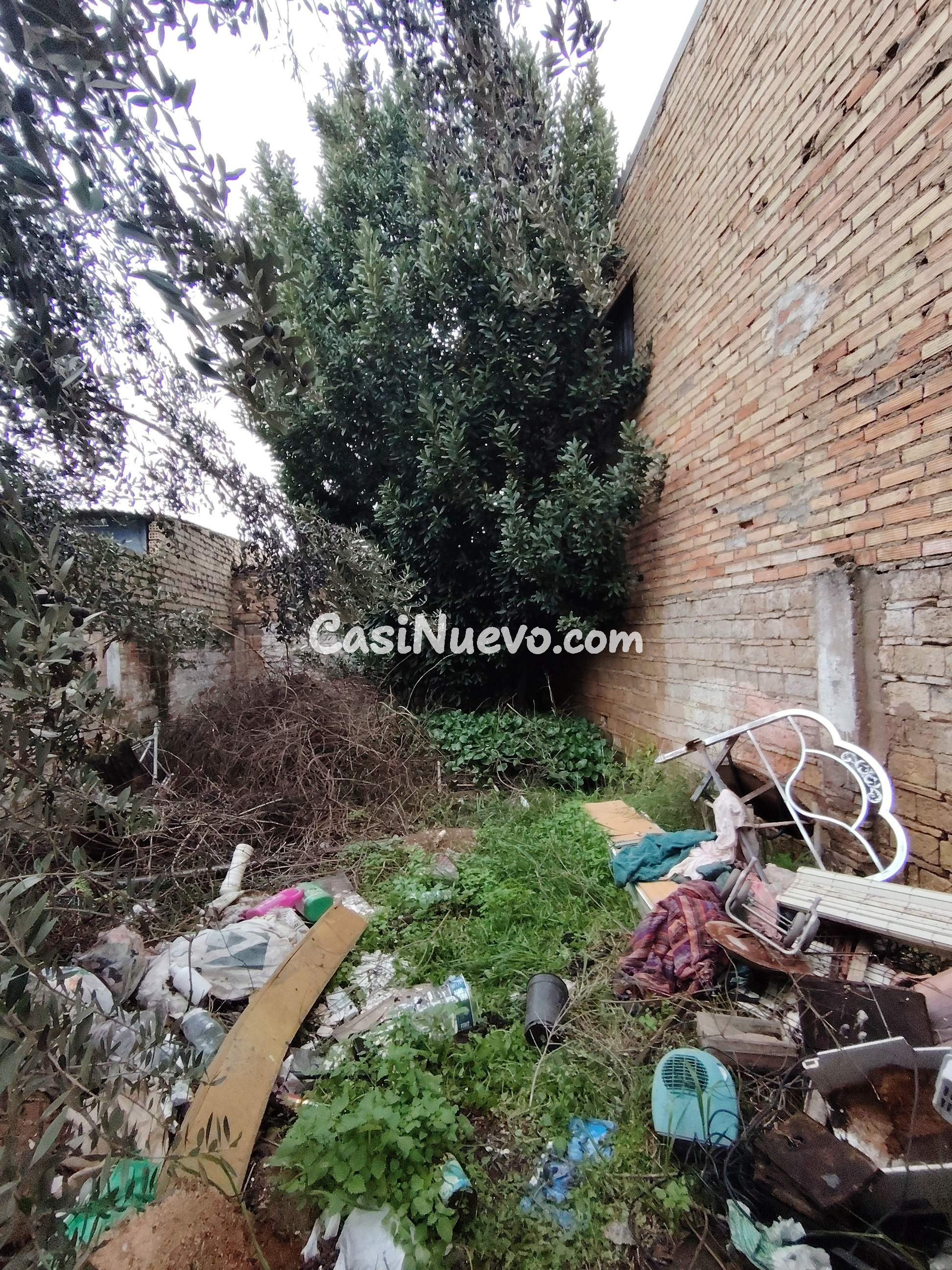 CASA ADOSADA DE PLANTA BAJA EN BRENES 178 M2 DE PARCELA - foto 18