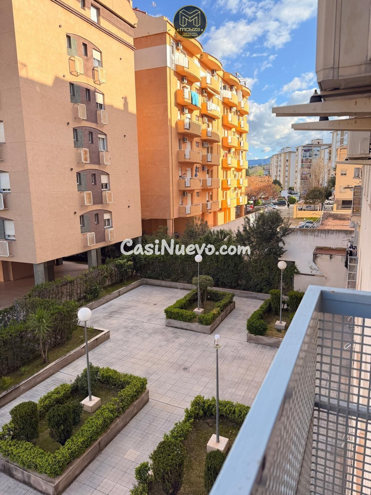 PISO EN LA UNIVERSIDAD