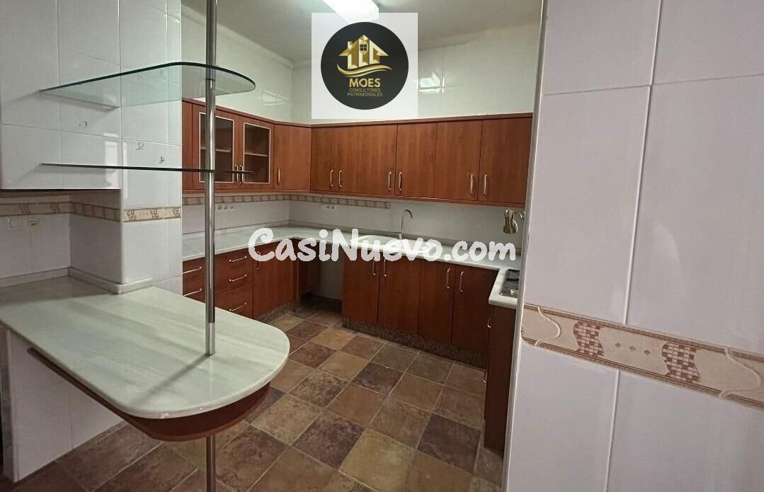 PISO EN ZONA HOSPITAL - foto 9