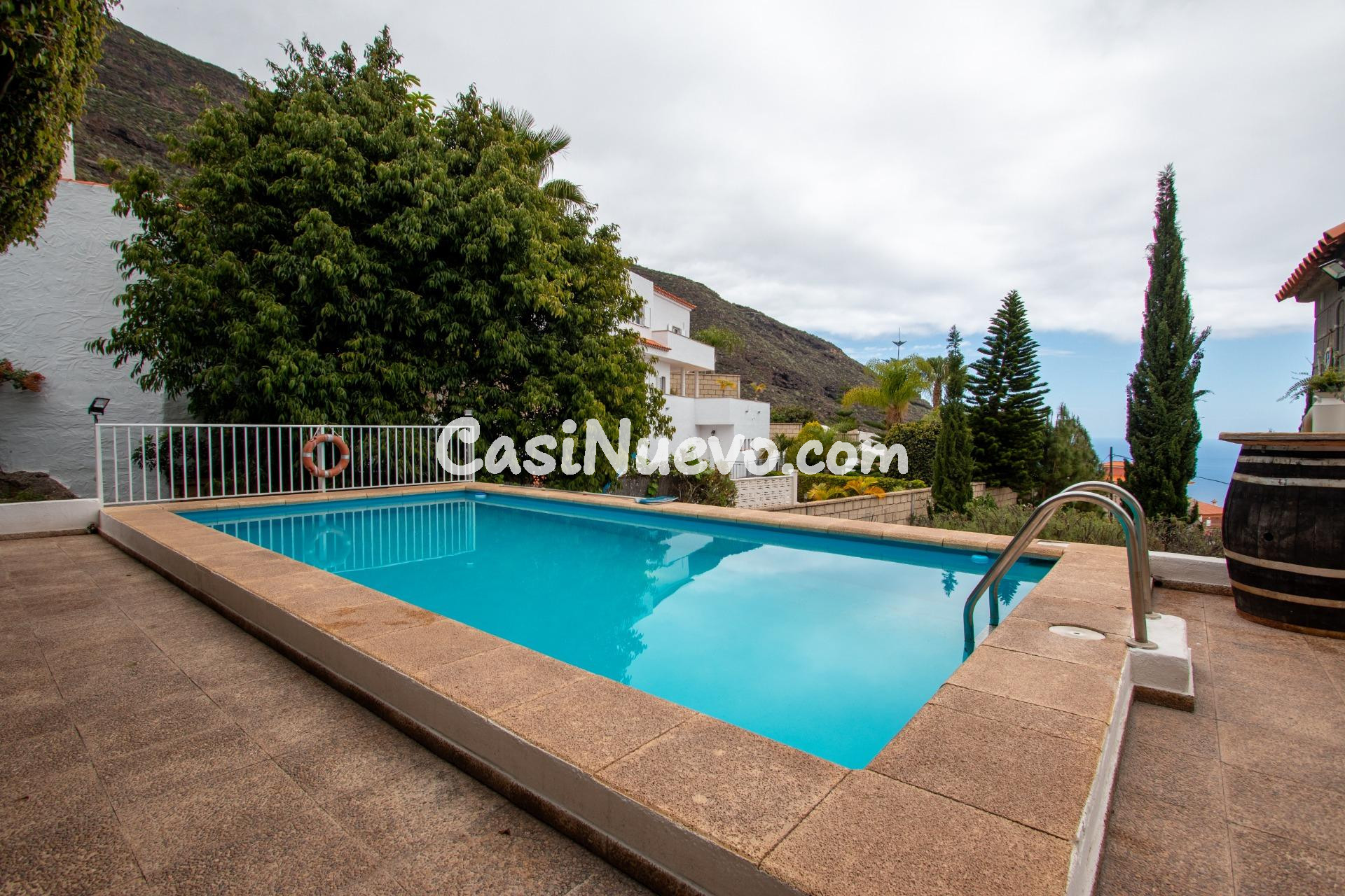 CHALET INDEPENDIENTE DE DOS PLANTAS EN PUNTA ARAYA, CANDELAR - foto 2