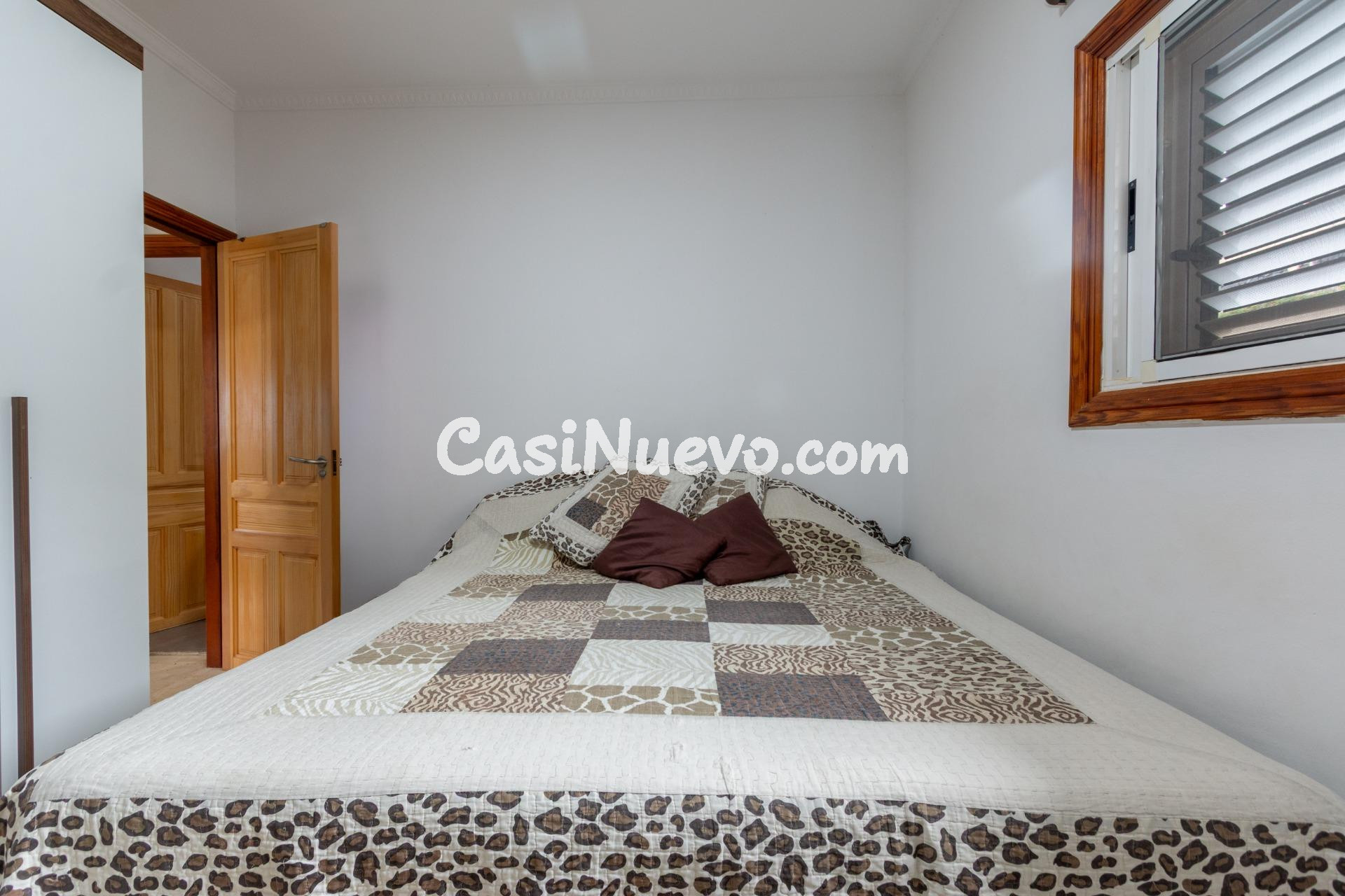 CHALET INDEPENDIENTE DE DOS PLANTAS EN PUNTA ARAYA, CANDELAR - foto 23