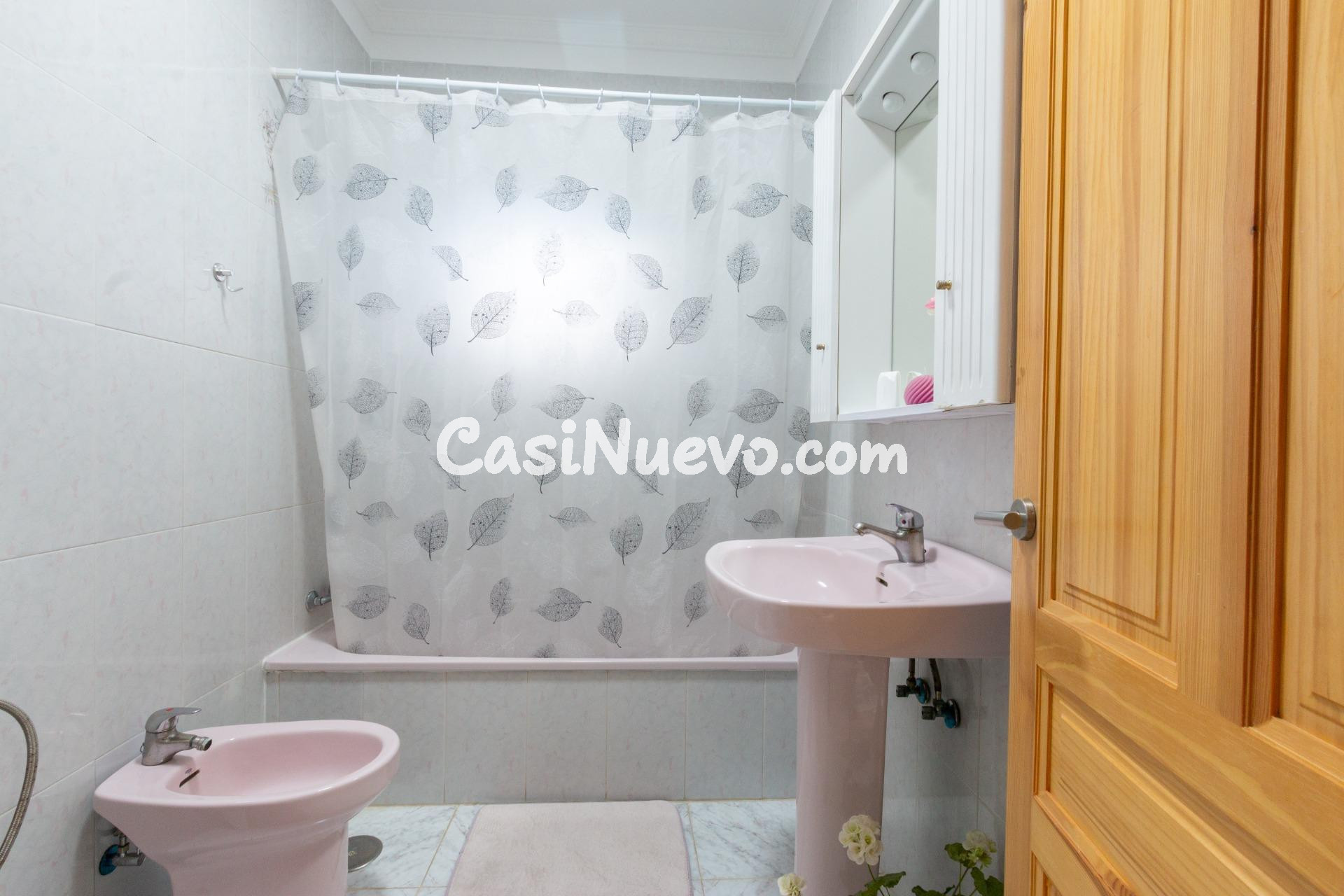 CHALET INDEPENDIENTE DE DOS PLANTAS EN PUNTA ARAYA, CANDELAR - foto 27