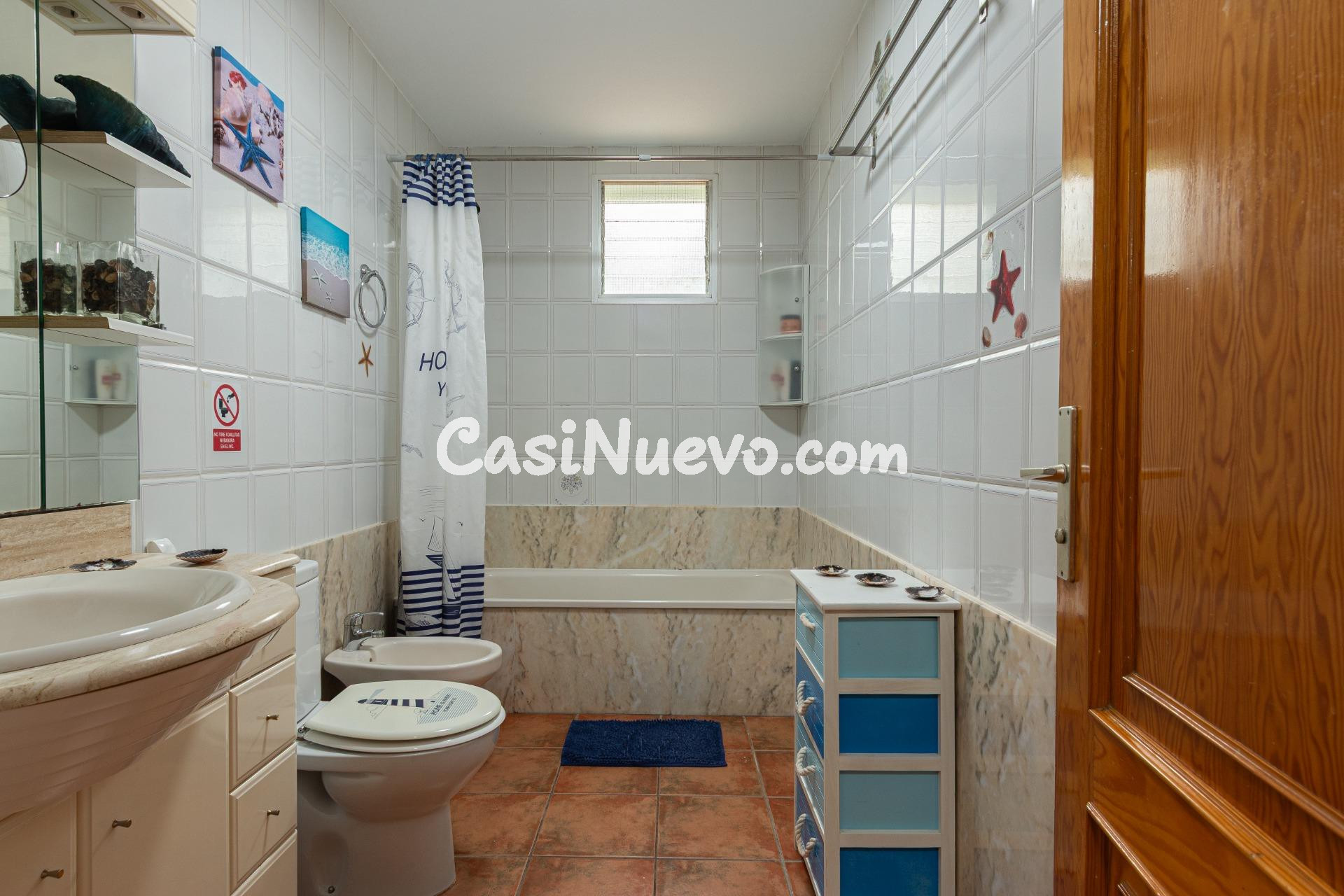 CHALET INDEPENDIENTE DE DOS PLANTAS EN PUNTA ARAYA, CANDELAR - foto 35