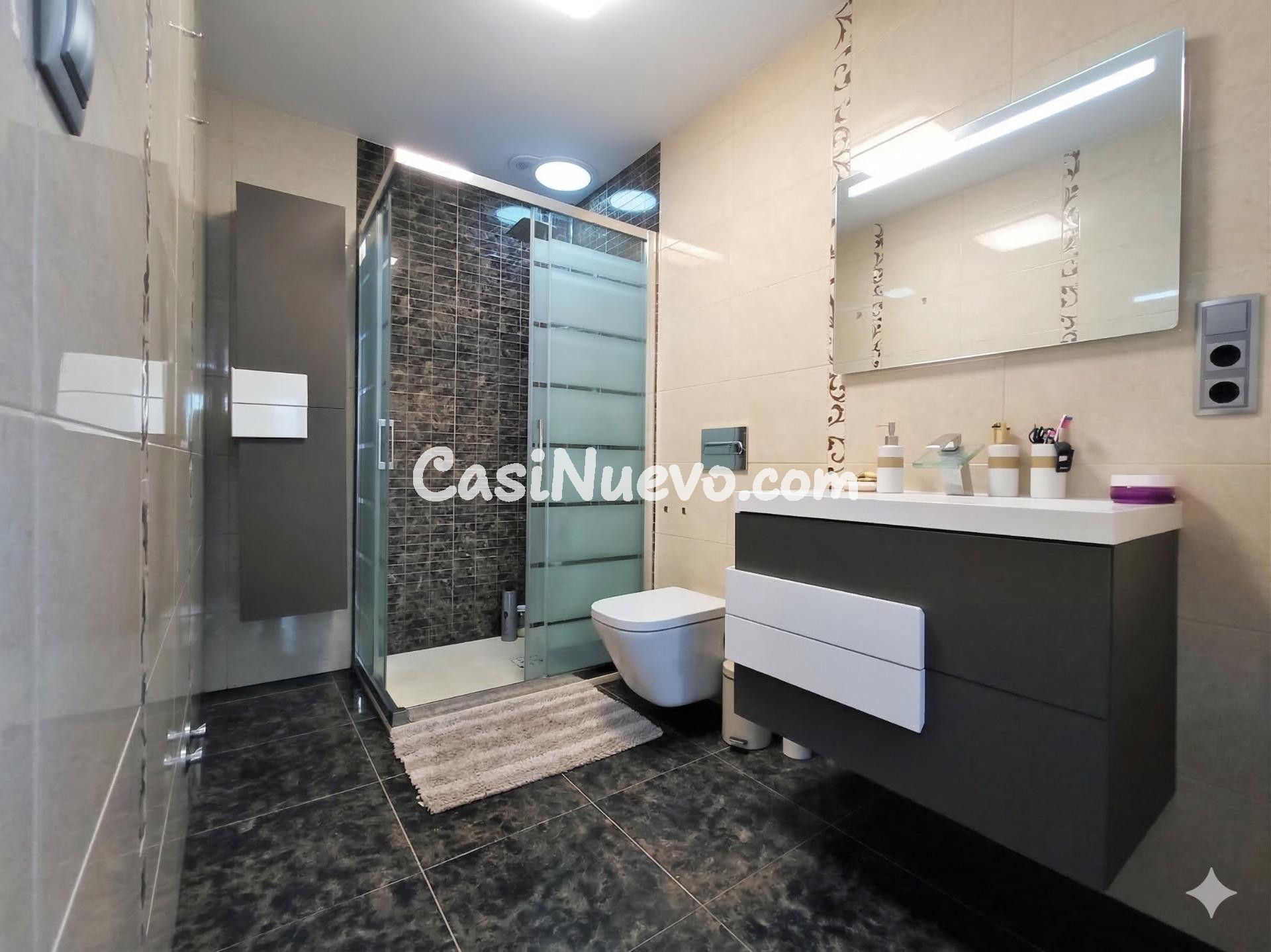 Casa Pareada en Villarta, Cuenca - Espacio y Comodidad para  - foto 12