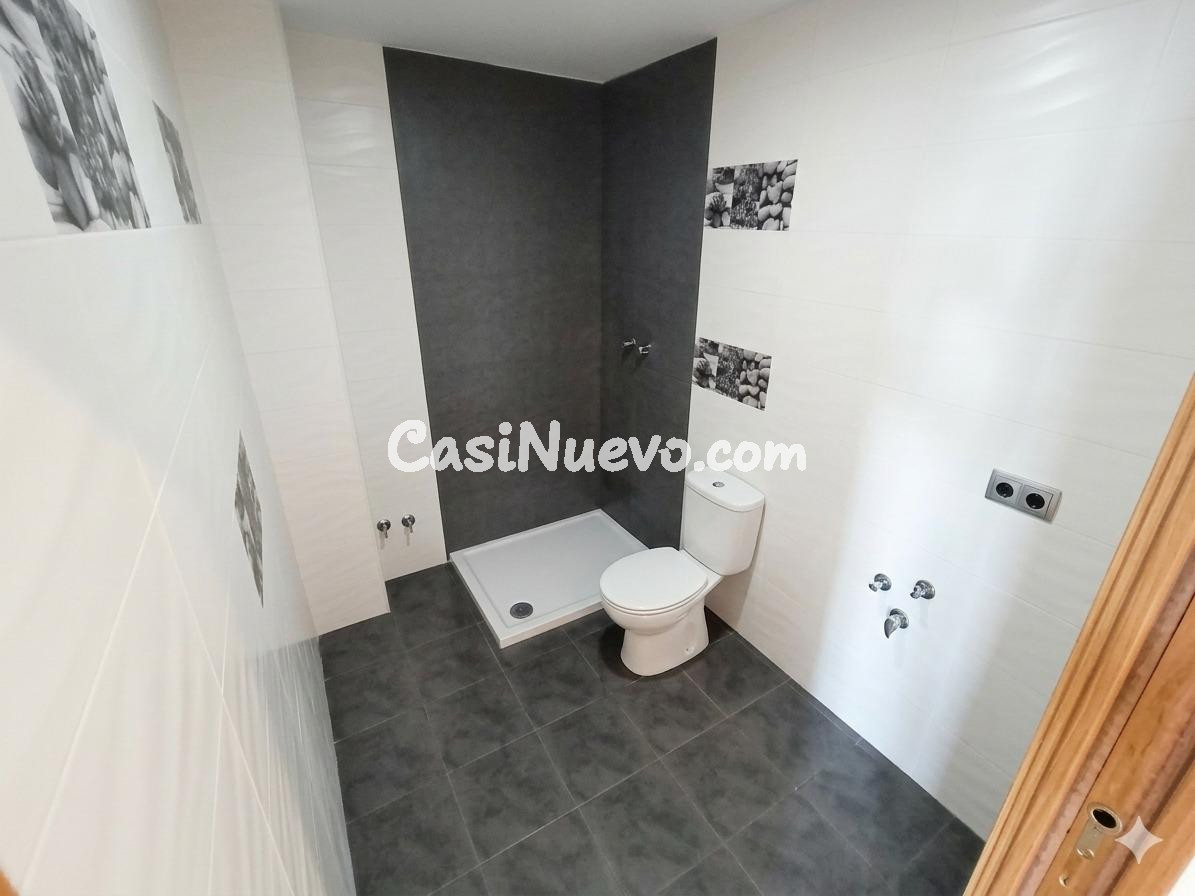 Casa Pareada en Villarta, Cuenca - Espacio y Comodidad para  - foto 16
