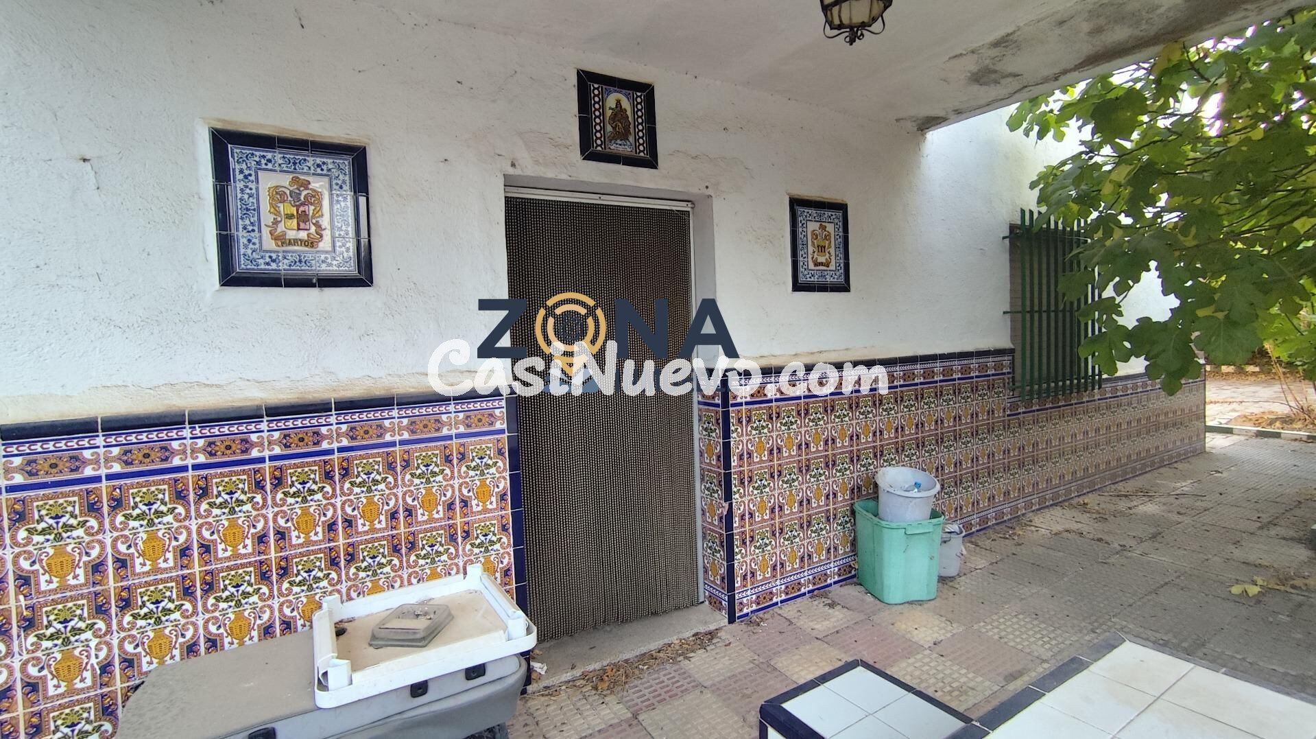 CHALET CON PISCINA EN PARCELA DE 4.700M2 EN EL MONTE DEL CAS - foto 7