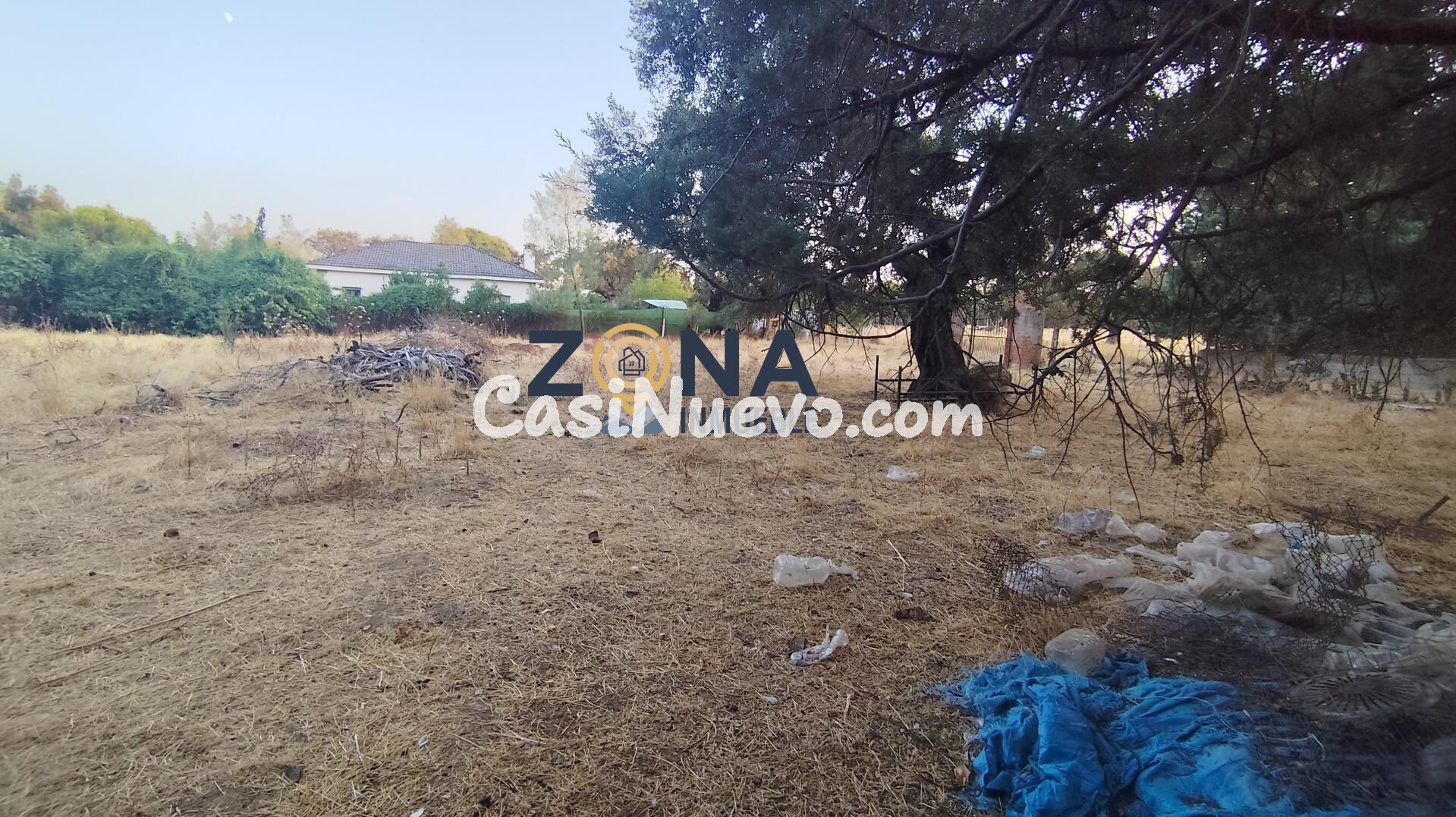 CHALET CON PISCINA EN PARCELA DE 4.700M2 EN EL MONTE DEL CAS - foto 19