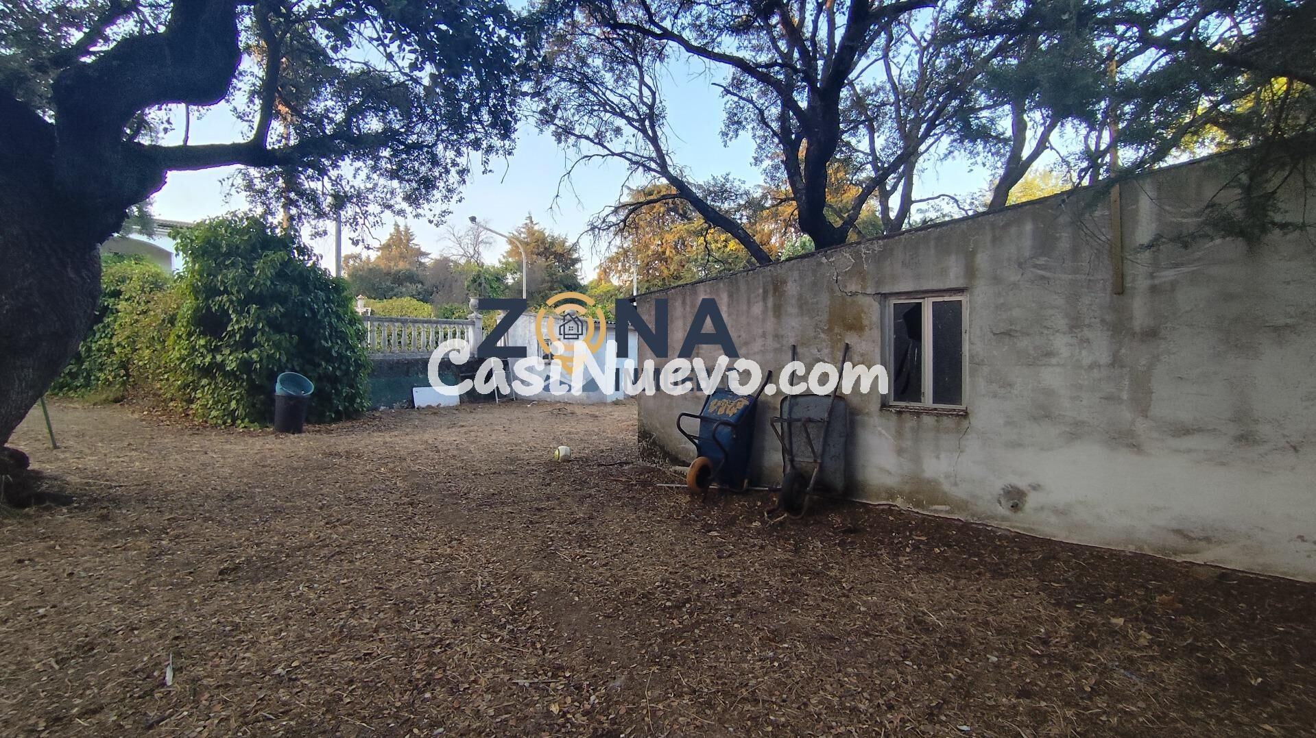 CHALET CON PISCINA EN PARCELA DE 4.700M2 EN EL MONTE DEL CAS - foto 20