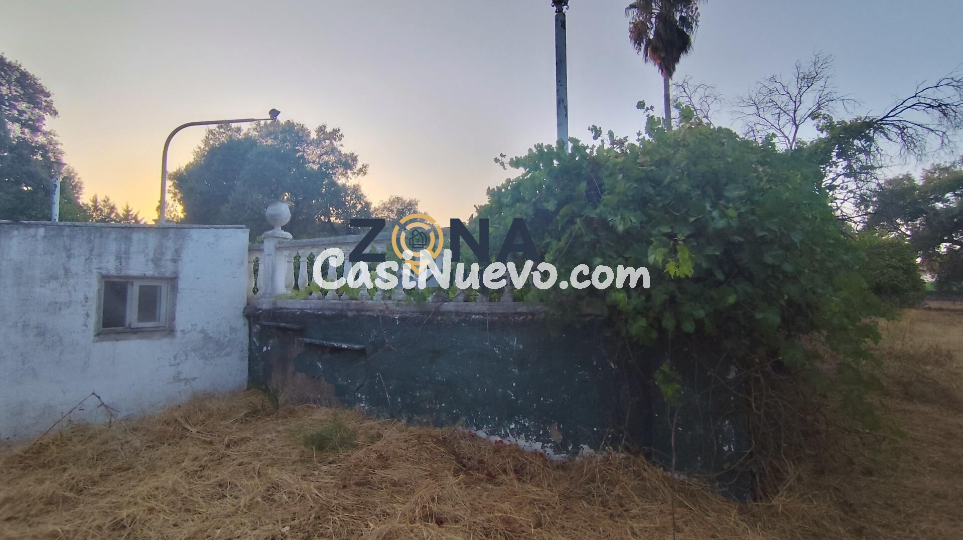 CHALET CON PISCINA EN PARCELA DE 4.700M2 EN EL MONTE DEL CAS - foto 28