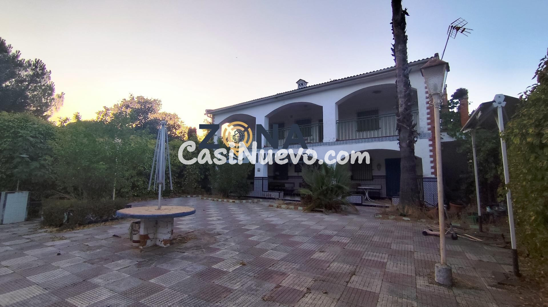 CHALET CON PISCINA EN PARCELA DE 4.700M2 EN EL MONTE DEL CAS - foto 35