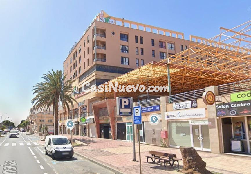 Locales y oficinas en el Centro Comercial La Ciel. - foto 2