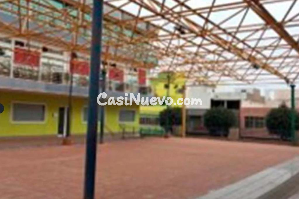 Locales y oficinas en el Centro Comercial La Ciel. - foto 4