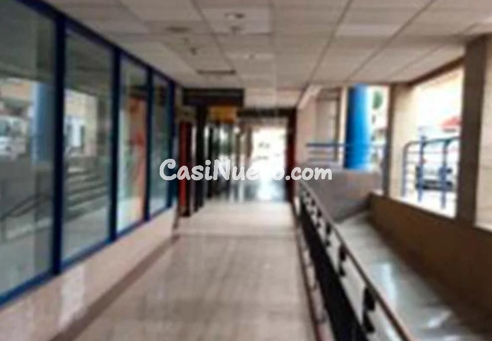 Locales y oficinas en el Centro Comercial La Ciel. - foto 11