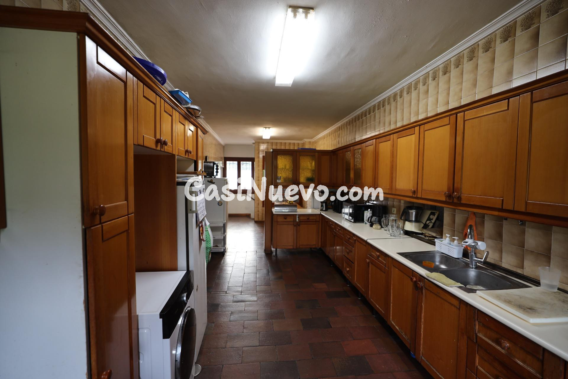 Mansión residencial: Privacidad, naturaleza y gran potencial - foto 16