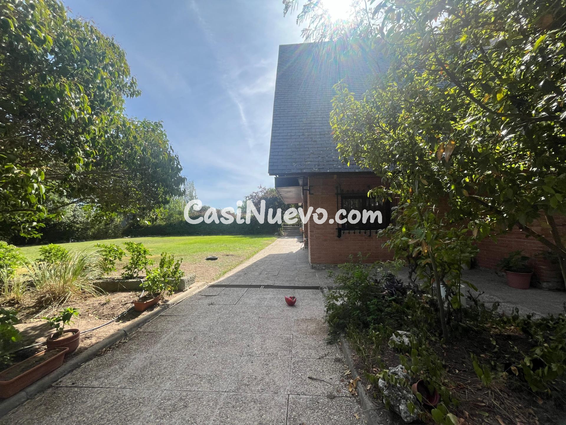 Mansión residencial: Privacidad, naturaleza y gran potencial - foto 17