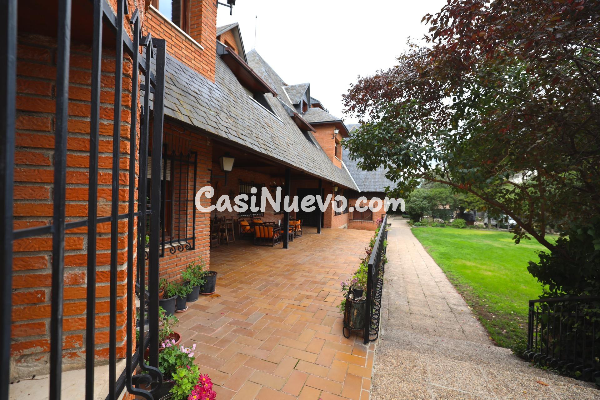 Mansión residencial: Privacidad, naturaleza y gran potencial - foto 26