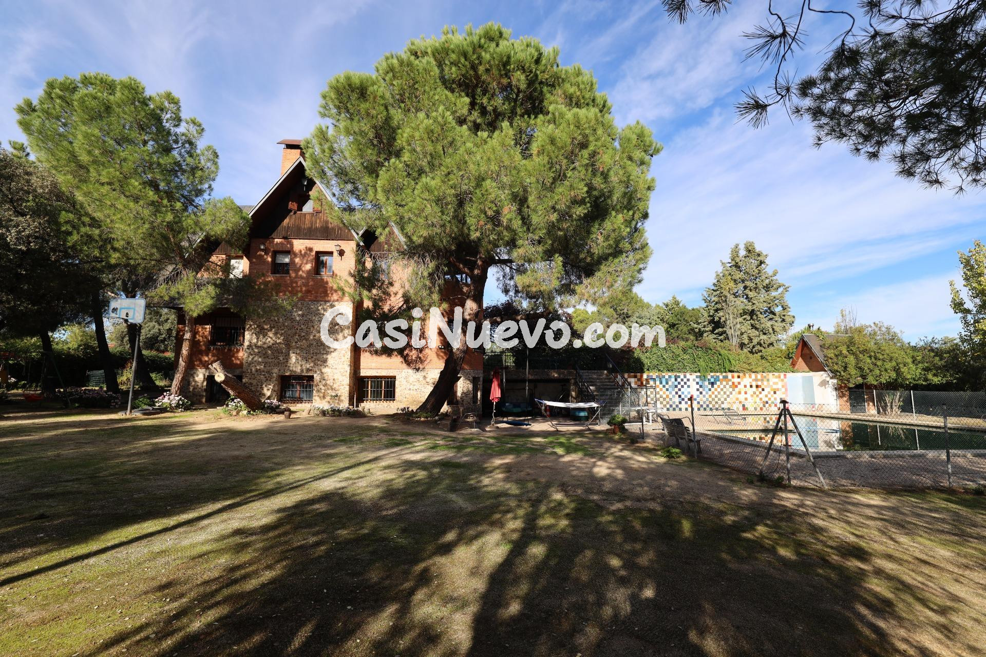 Mansión residencial: Privacidad, naturaleza y gran potencial - foto 31