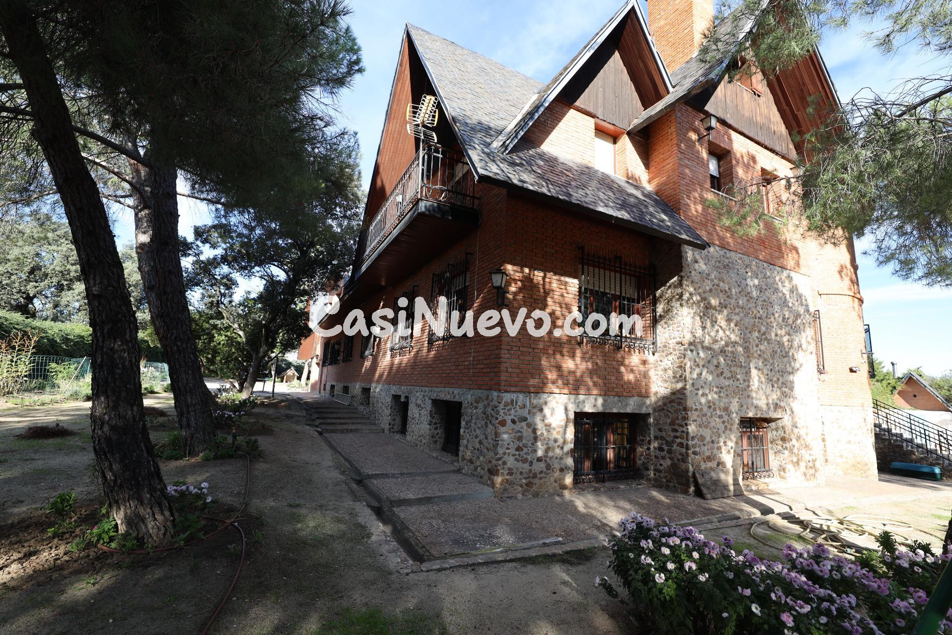 Mansión residencial: Privacidad, naturaleza y gran potencial - foto 34