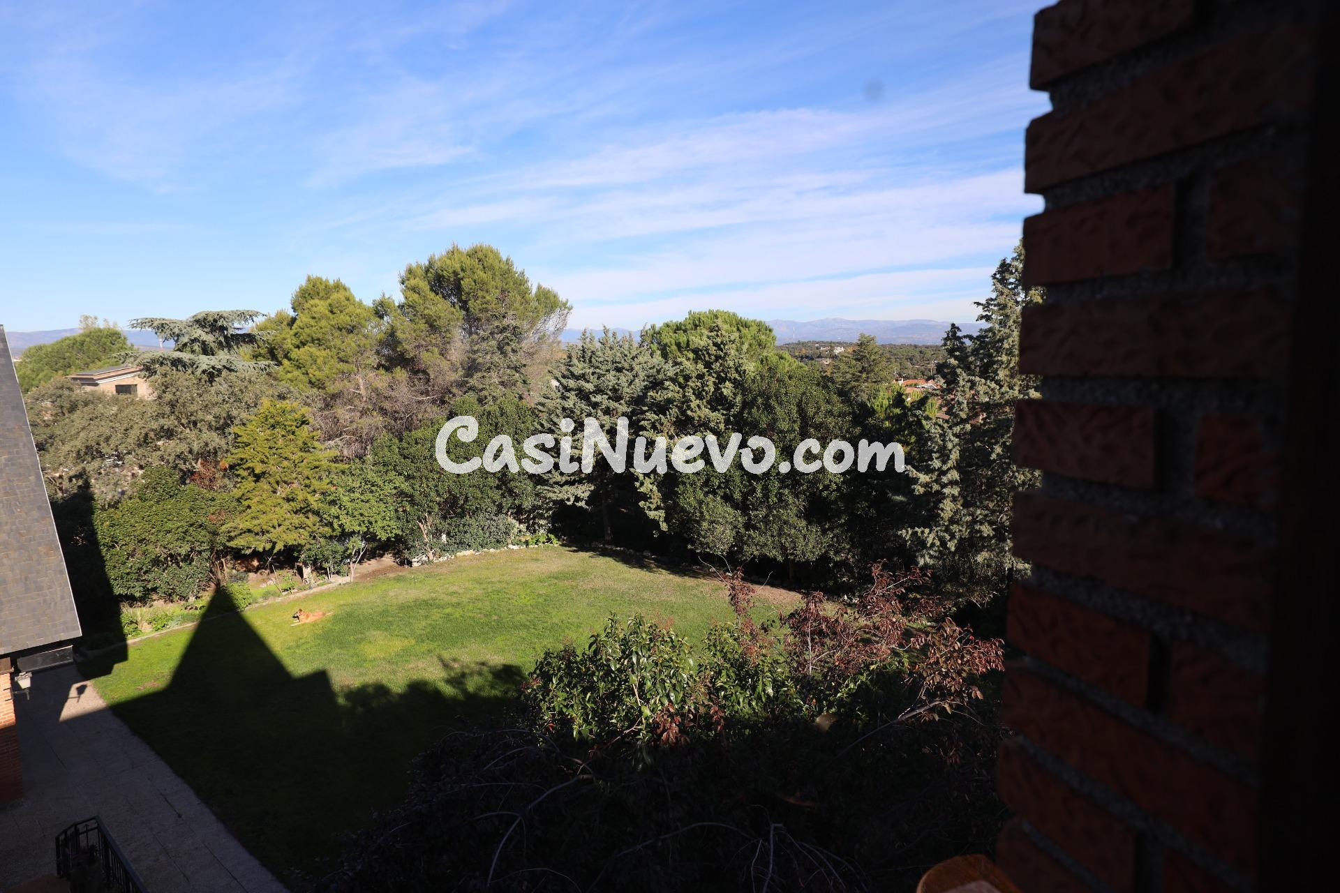 Mansión residencial: Privacidad, naturaleza y gran potencial - foto 36