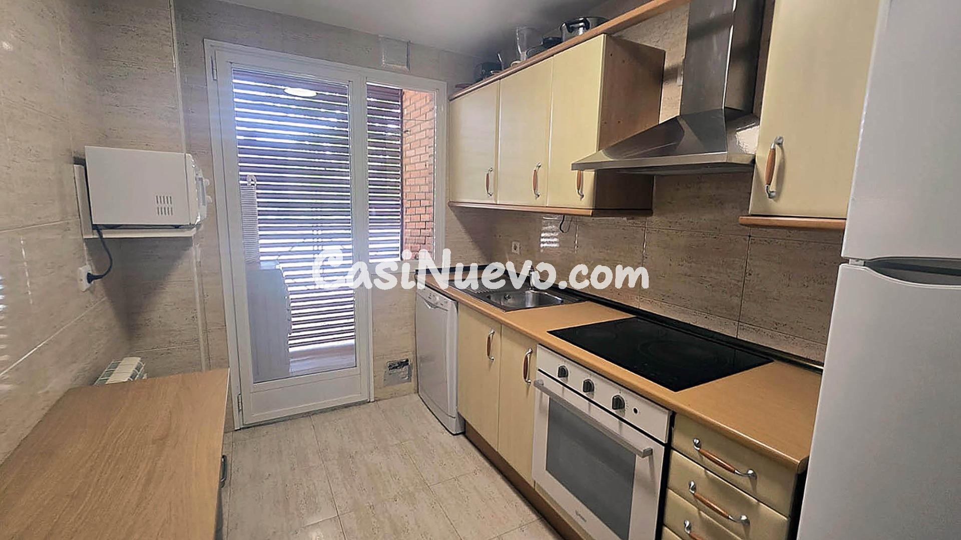 ALTA RENTABILIDAD PISO CON TERRAZA Y PLAZA DE GARAJE EN LA C - foto 5