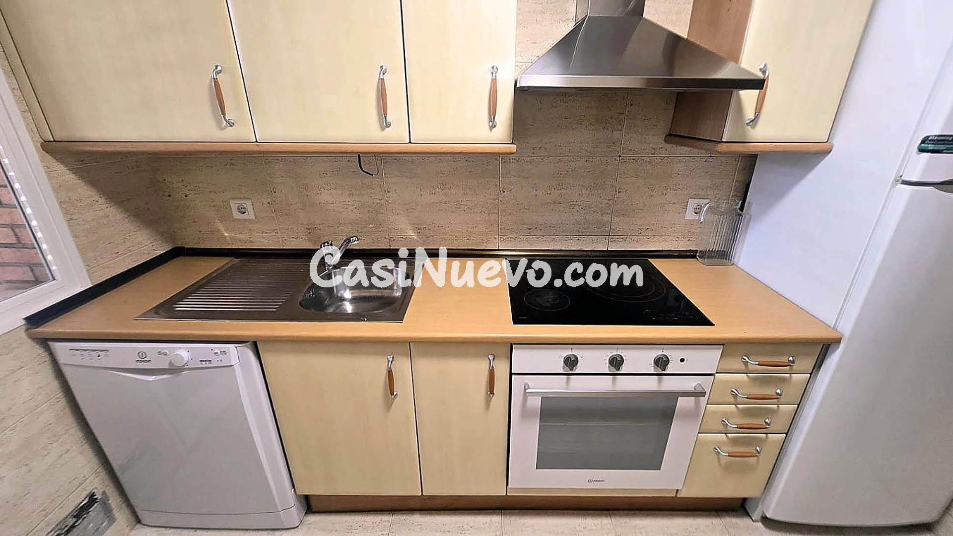 ALTA RENTABILIDAD PISO CON TERRAZA Y PLAZA DE GARAJE EN LA C - foto 6