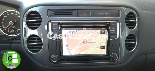 VOLKSWAGEN - Tiguan -  2.0 TDI 110CV Sport & Style BMT - foto 16