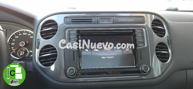 VOLKSWAGEN - Tiguan -  2.0 TDI 110CV Sport & Style BMT - foto 20