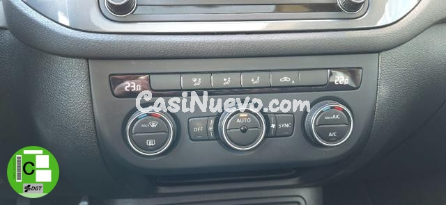 VOLKSWAGEN - Tiguan -  2.0 TDI 110CV Sport & Style BMT - foto 22