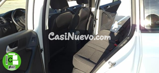 VOLKSWAGEN - Tiguan -  2.0 TDI 110CV Sport & Style BMT - foto 36