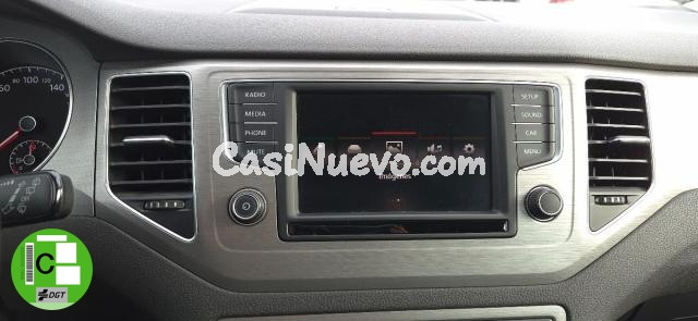 VOLKSWAGEN - Golf Sportsvan - Advance 1.6 TDI BMT 110 CV DSG - foto 15