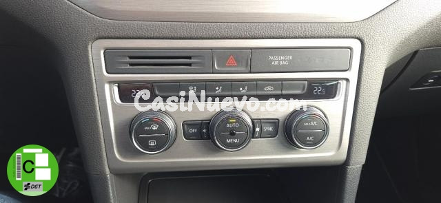 VOLKSWAGEN - Golf Sportsvan - Advance 1.6 TDI BMT 110 CV DSG - foto 21