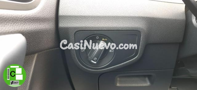 VOLKSWAGEN - Golf Sportsvan - Advance 1.6 TDI BMT 110 CV DSG - foto 26