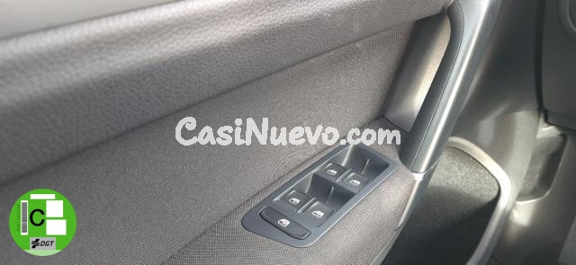 VOLKSWAGEN - Golf Sportsvan - Advance 1.6 TDI BMT 110 CV DSG - foto 28