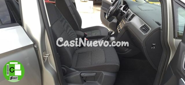 VOLKSWAGEN - Golf Sportsvan - Advance 1.6 TDI BMT 110 CV DSG - foto 32