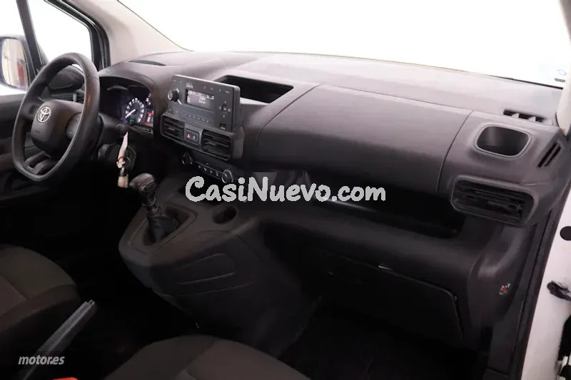 Toyota Proace Verso - foto 12