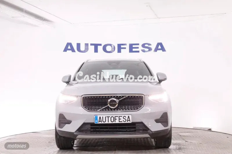 Volvo XC40 - foto 2