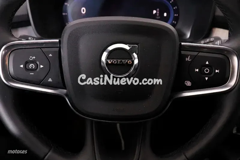 Volvo XC40 - foto 13